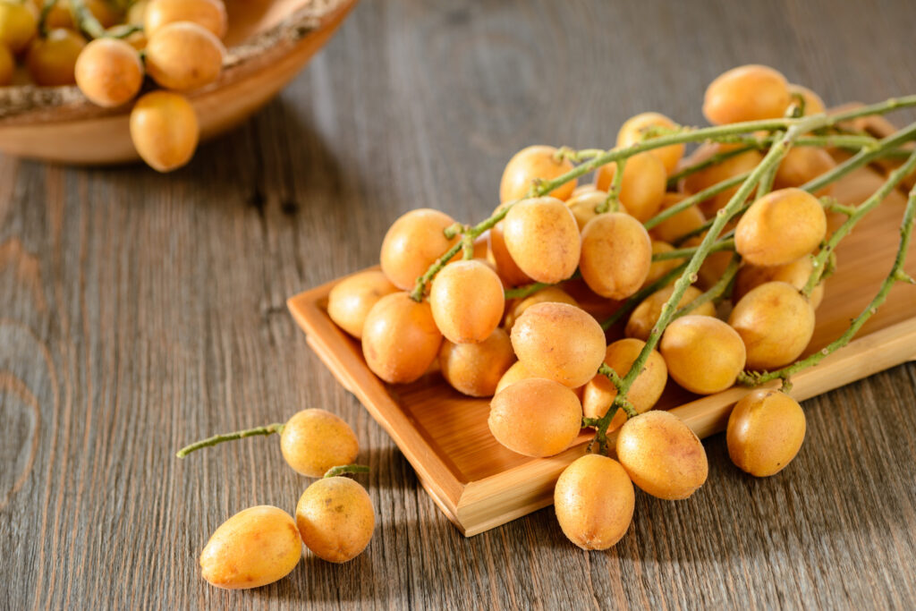 Wampee Fruit: Nutrition Facts, Health Benefits, And More 3 Wampee Fruit