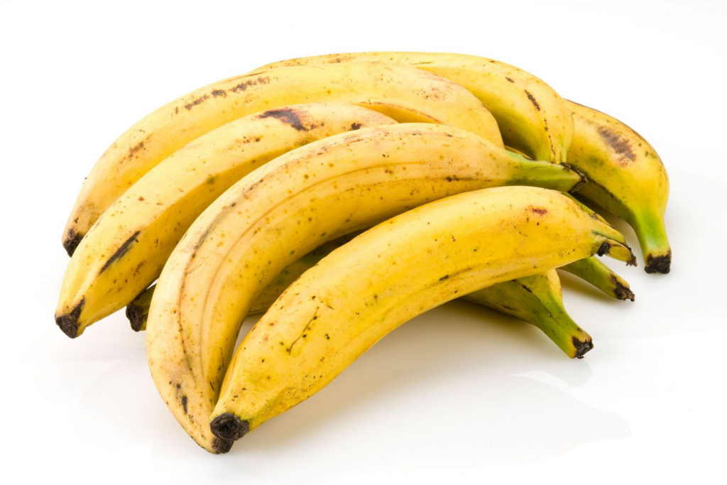 7 Surprising Fruits That Look Like Bananas 1 Plantain