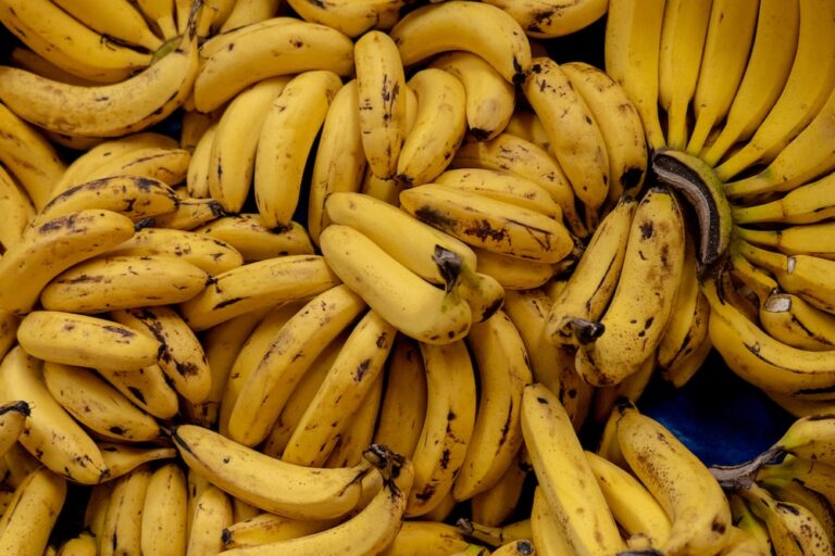 Why Are Bananas Yellow? How Do They Get Their Yellow Color?