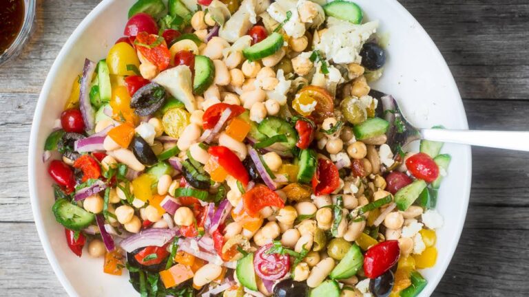 10 Surprising Benefits Of Eating Salad For Skin Health