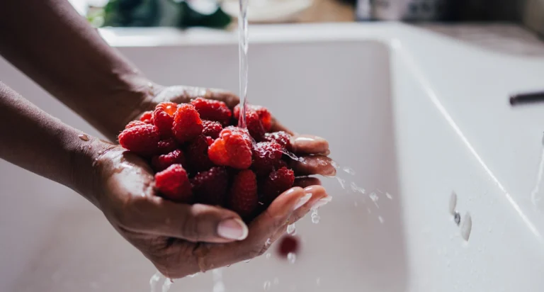 How To Clean Fruits With Vinegar